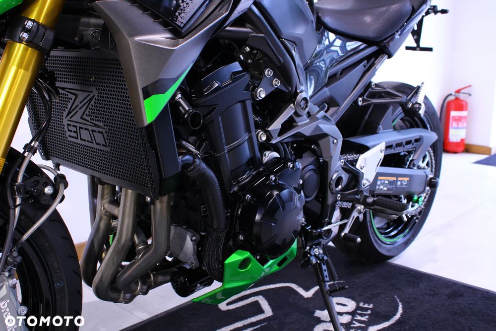 Kawasaki Z 900 - 25