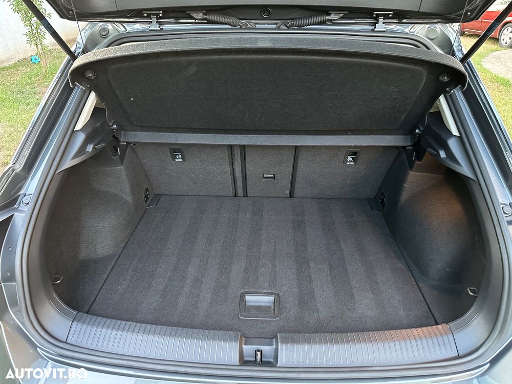 Volkswagen T-ROC 1.6 TDI SCR Style - 33