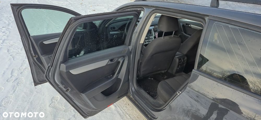 Volkswagen Passat 2.0 TDI BlueMotion Technology Trendline - 11