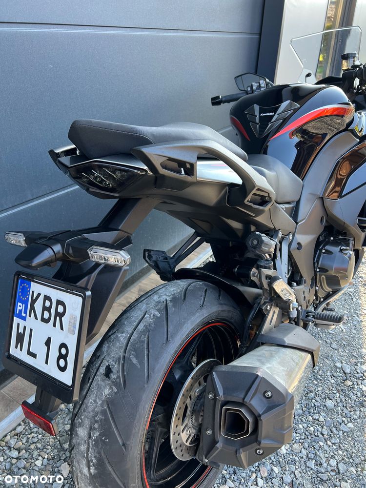 Kawasaki Ninja 1000 SX - 13
