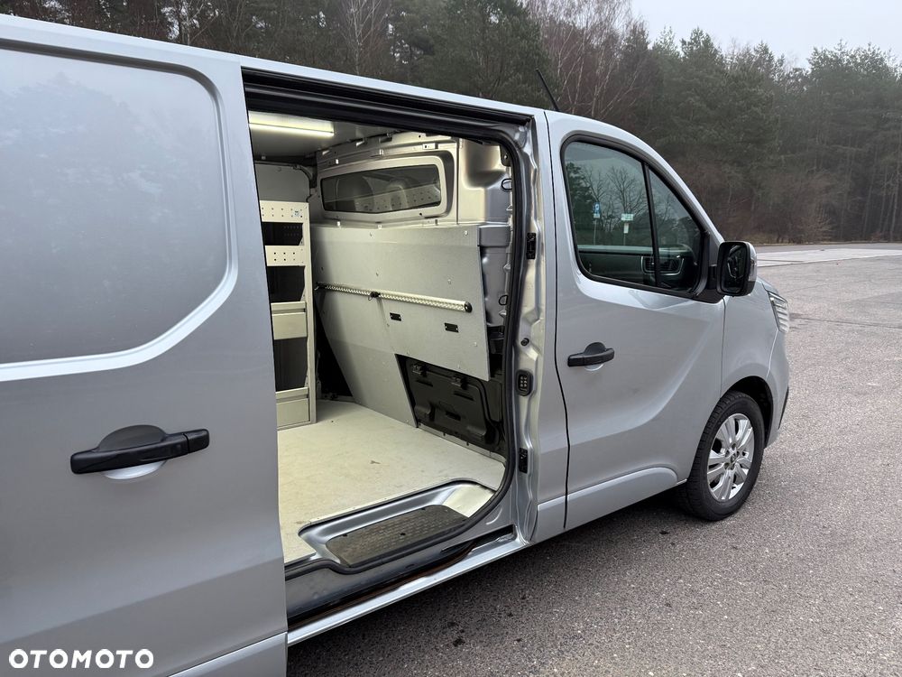 Renault Trafic - 13