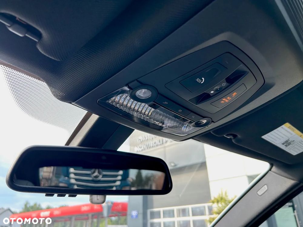 BMW Seria 5 535i Sport-Aut - 21