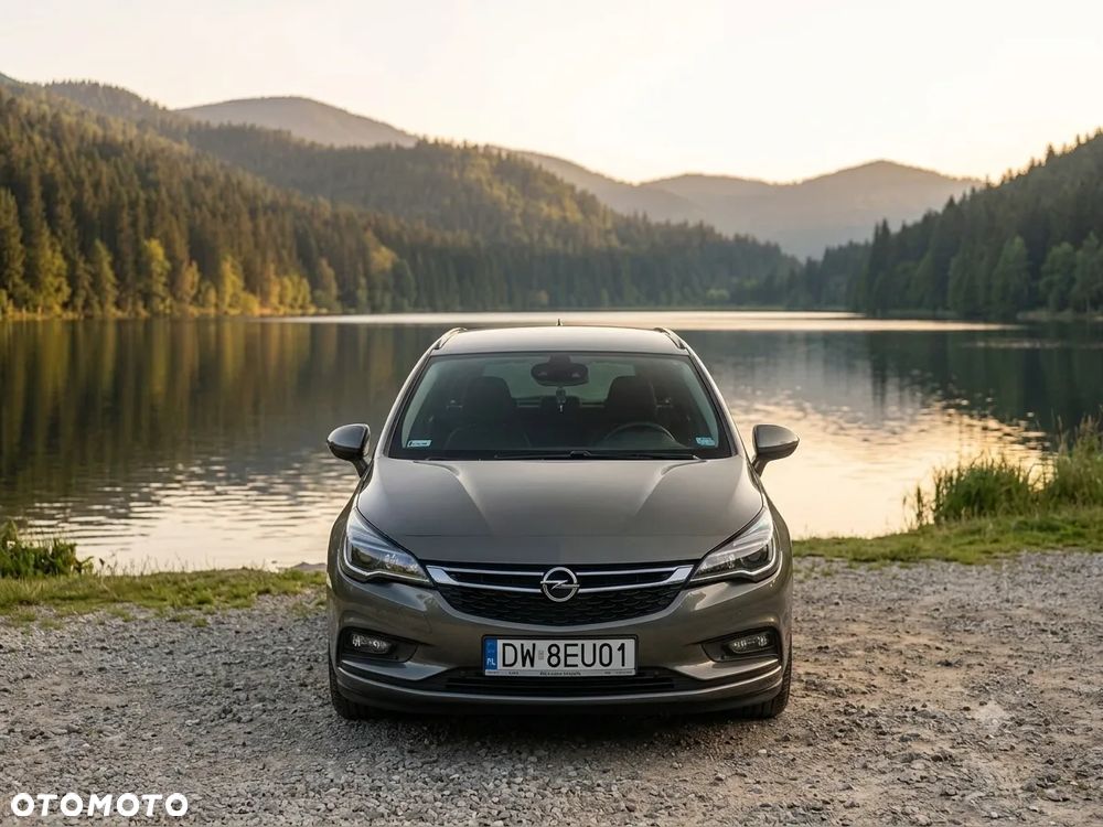 Opel Astra 1.4 T 120 Lat - 1