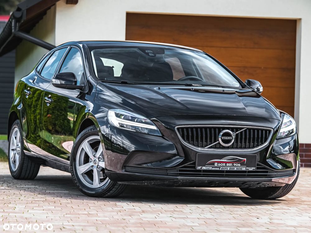 Volvo V40 D2 Momentum - 40