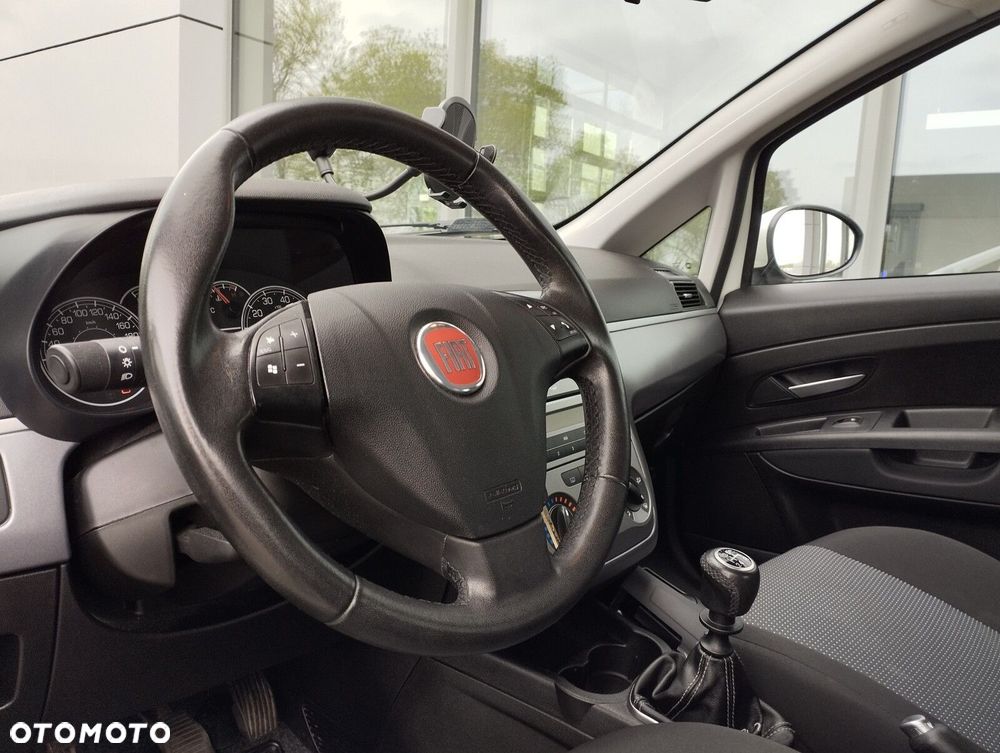 Fiat Punto - 10
