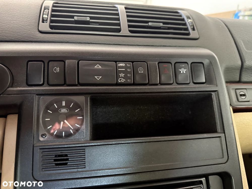 Land Rover Range Rover - 17
