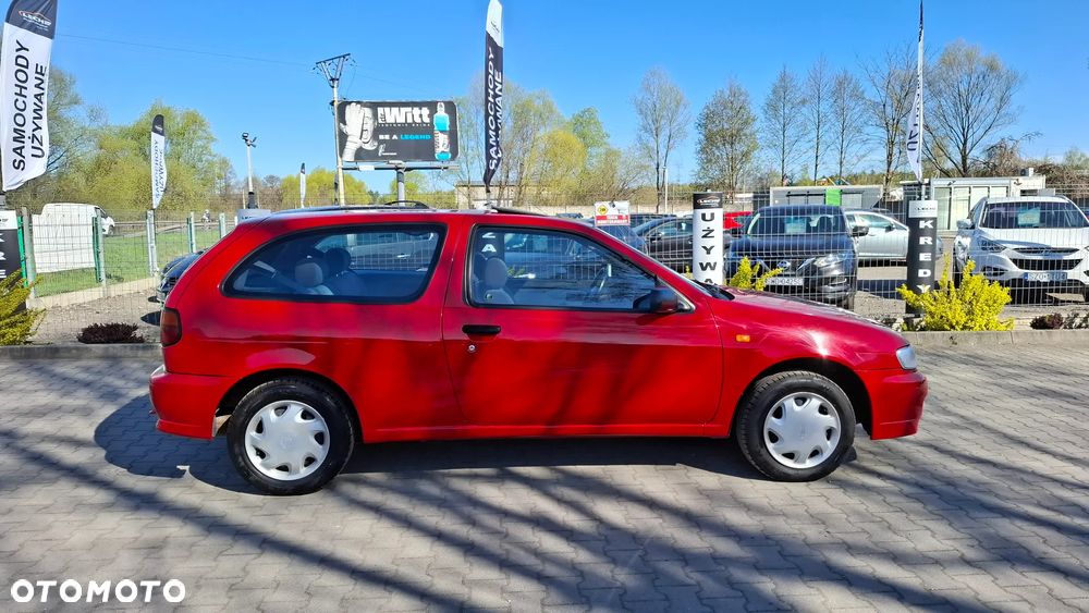 Nissan Almera 1.4 S - 16