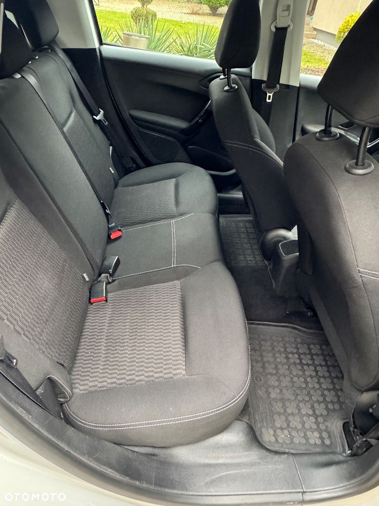 Peugeot 208 1.2 PureTech Access - 21