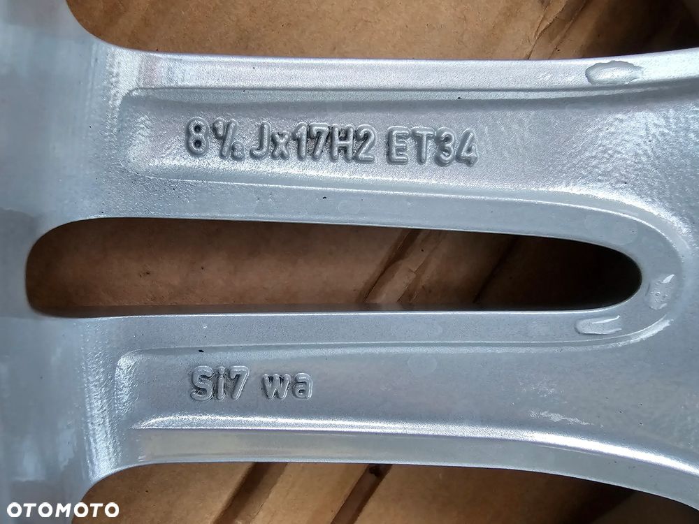 (F111) Mercedes-Benz OE Klasa C W203 / 8,5Jx17 ET34 5x112 / A2034014802 - 7