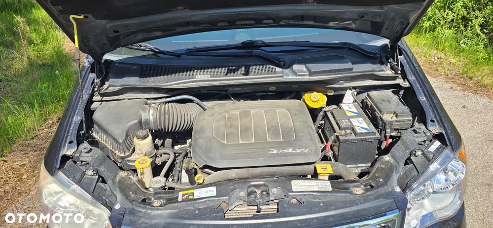 Chrysler Town & Country 3.6 Touring - 9