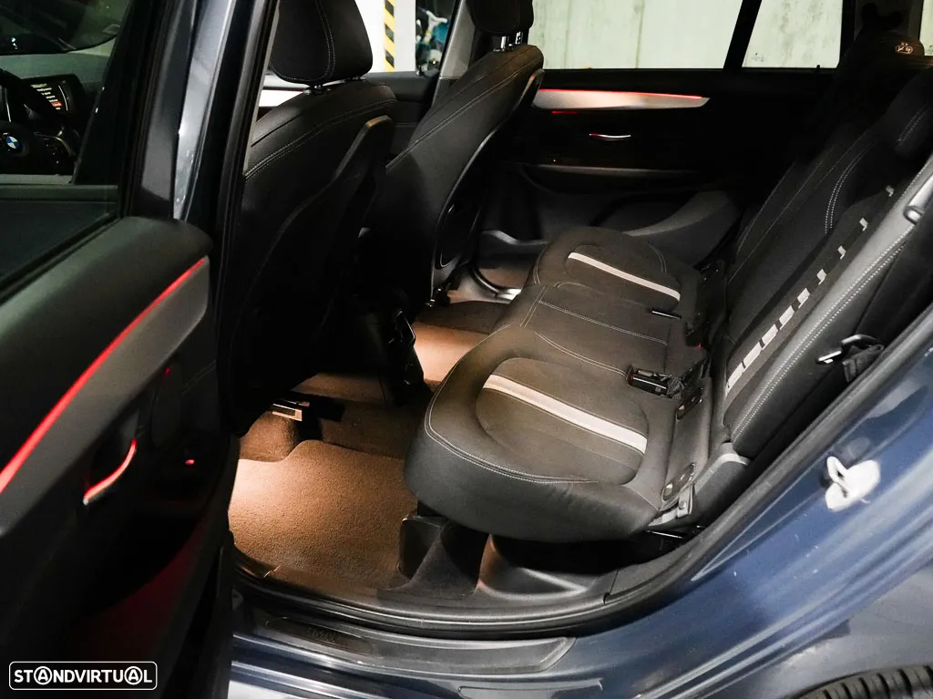 BMW 216 Gran Tourer d 7L Line Sport - 29