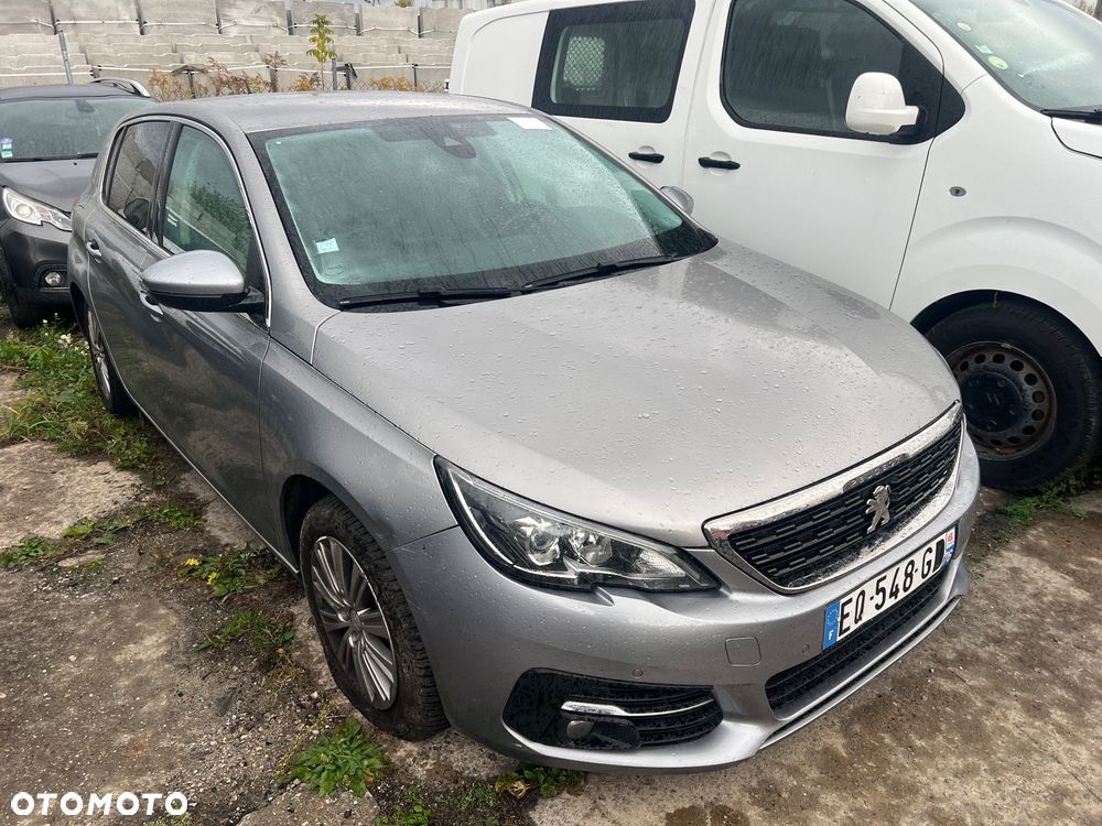 Peugeot 308 2017 photo 2