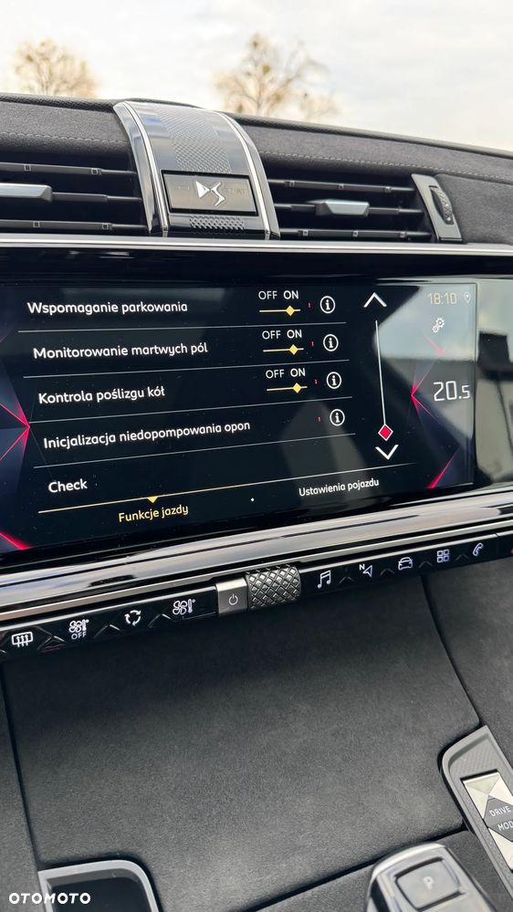 DS Automobiles DS 7 Crossback 2.0 BlueHDi Performance Line + - 18