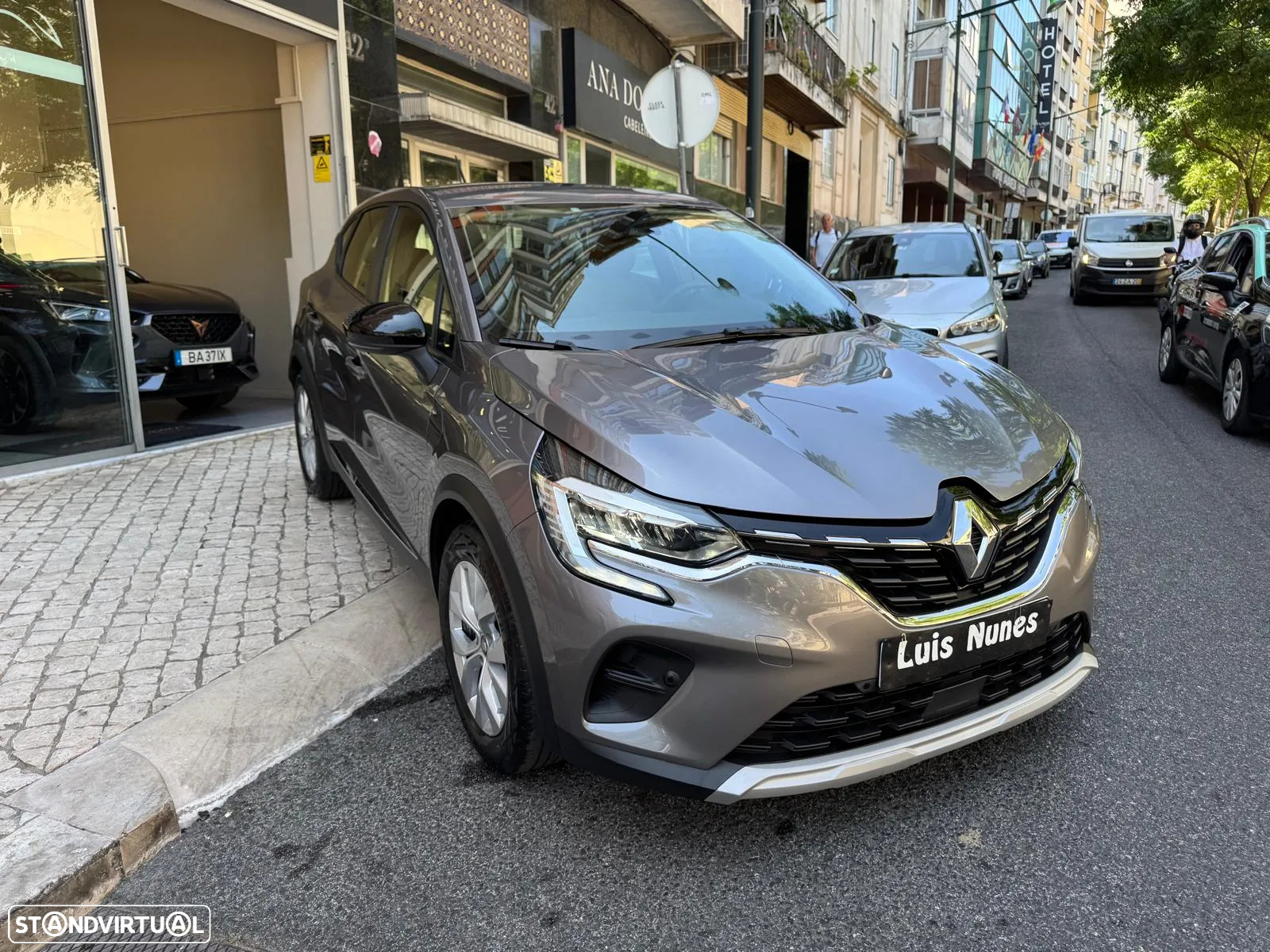 Renault Captur 1.5 dCi Exclusive EDC - 6