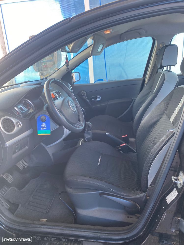 Renault Clio 1.2 16V Rip Curl II - 8