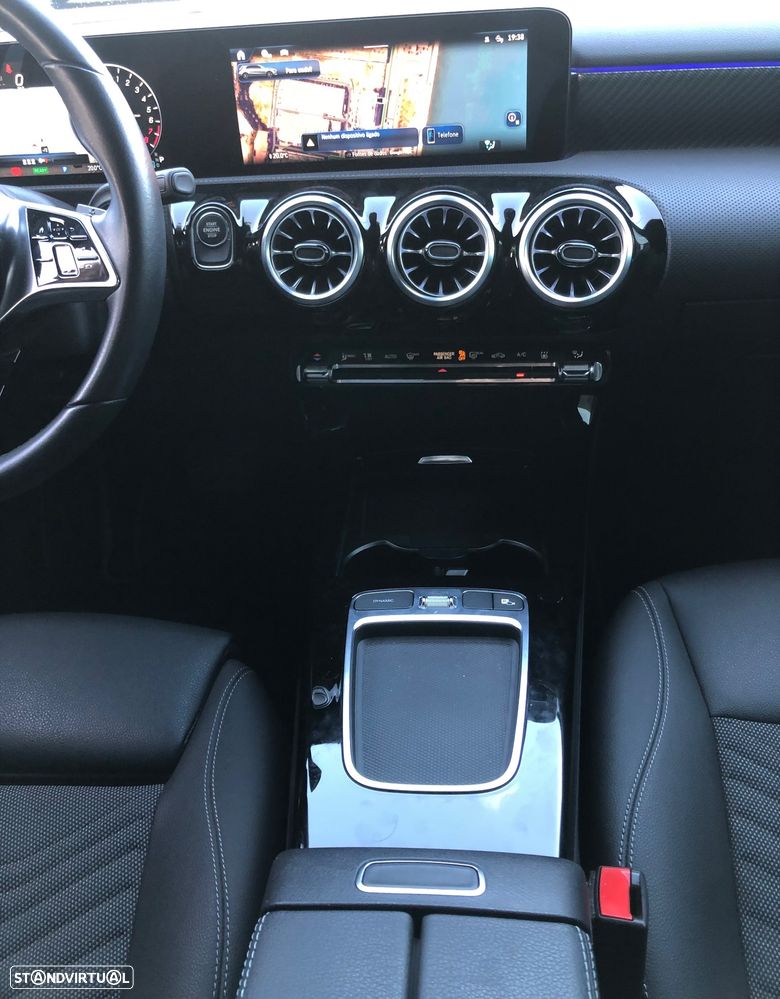 Mercedes-Benz A 250 e - 30