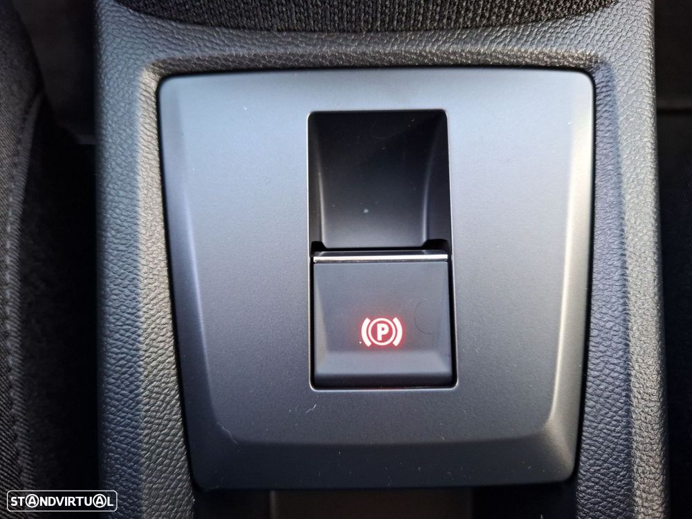 Opel Frontera 1.2 Hybrid GS eDCT - 18