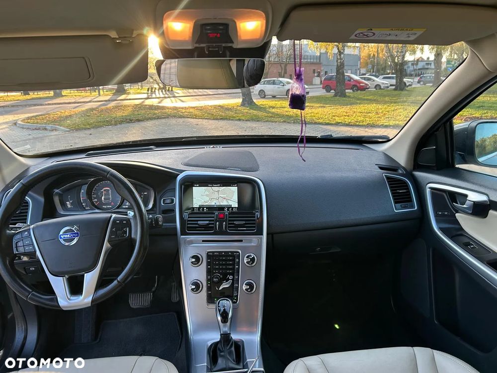 Volvo XC 60 D5 AWD Summum - 12