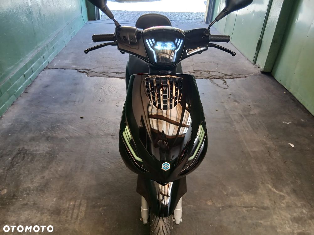 Piaggio ZIP - 3