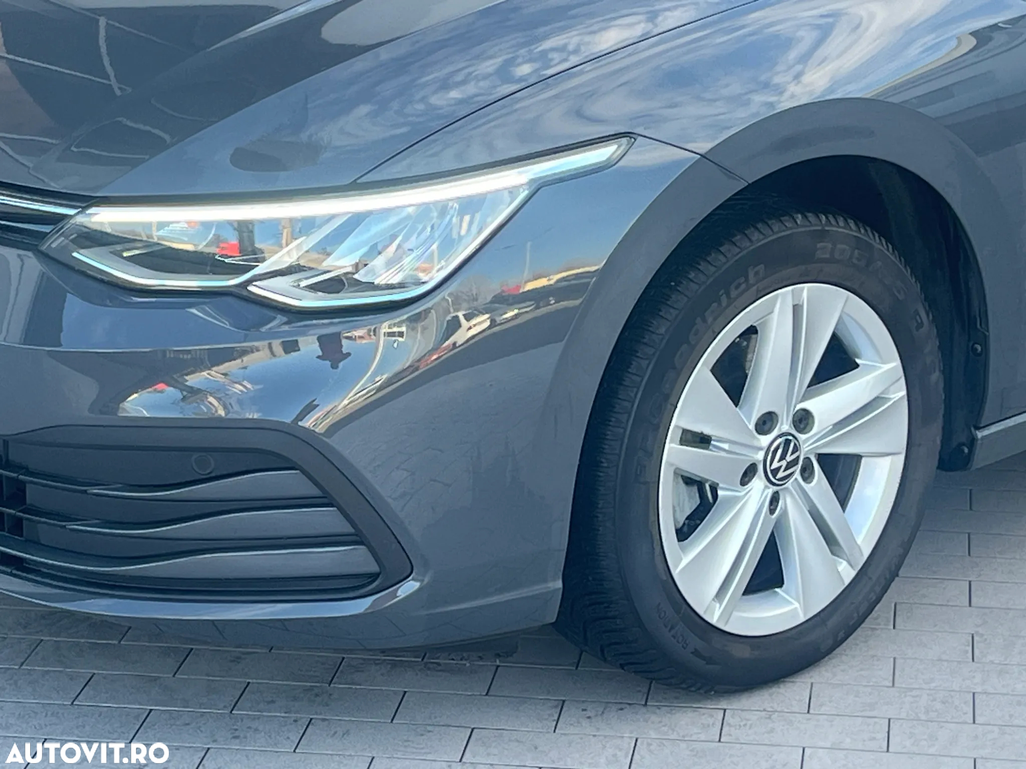 Volkswagen Golf 2.0 TDI Life - 6