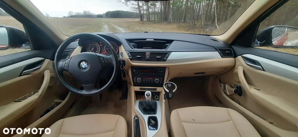 BMW X1 sDrive18i - 6