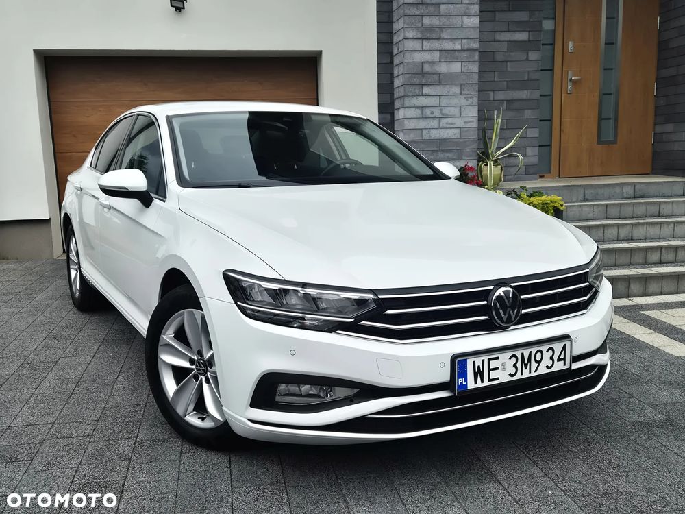 Volkswagen Passat 2.0 TSI Business DSG - 1