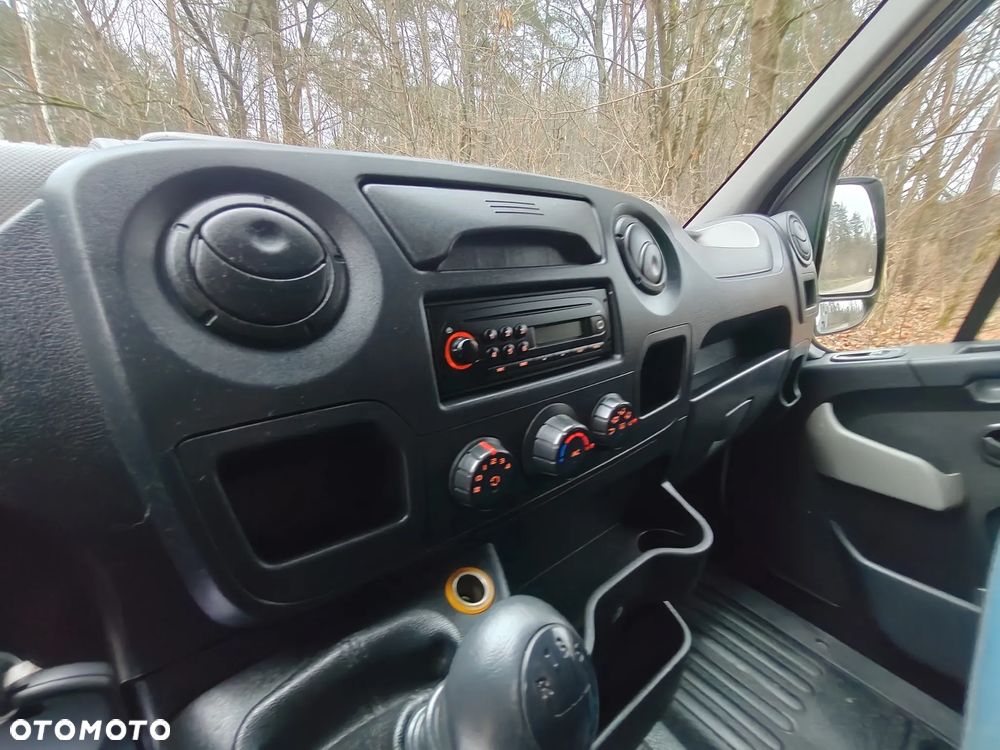 Renault Master - 33