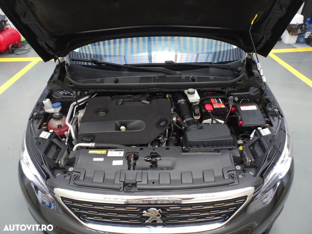 Peugeot 308 BlueHDi FAP 150 EAT6 Stop&Start GT-Line Edition - 25