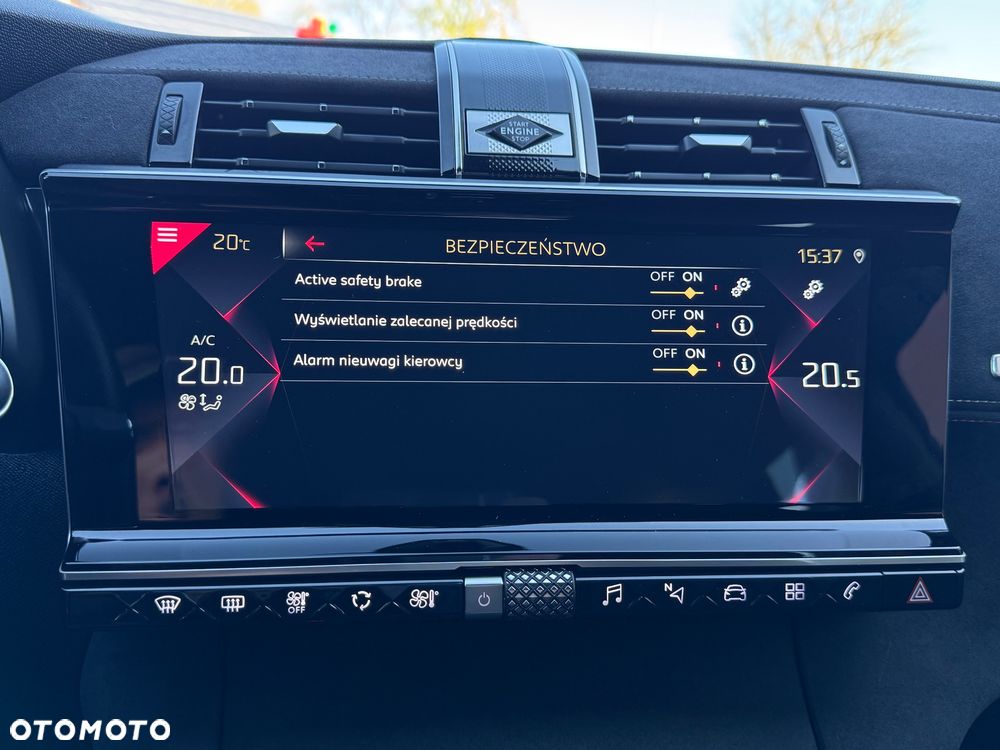 DS Automobiles DS 7 Crossback 1.5 BlueHDi So Chic - 32