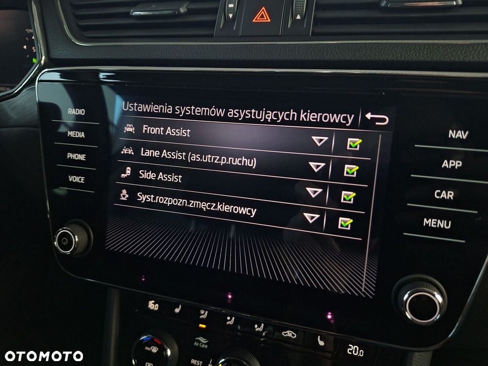 Skoda Superb 2.0 TSI Style DSG - 36