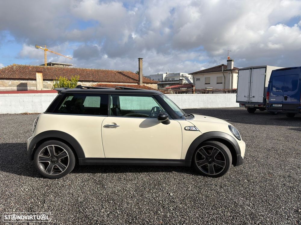 MINI 3 Portas Cooper S - 11