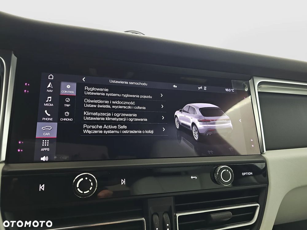 Porsche Macan Standard - 26
