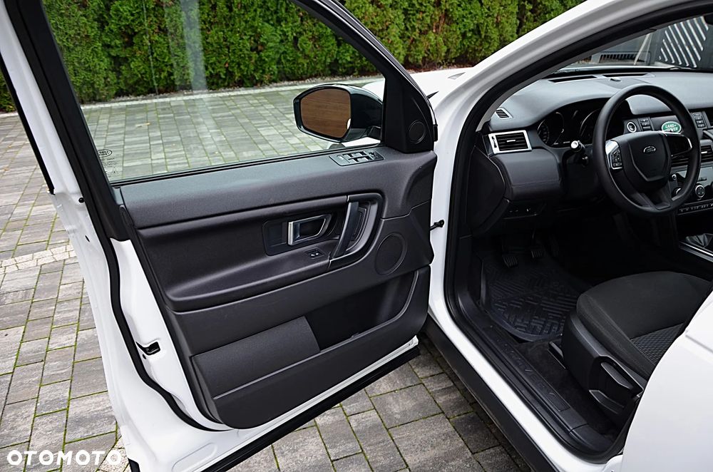 Land Rover Discovery Sport 2.0 TD4 SE - 12
