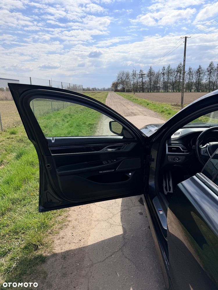 BMW Seria 7 740Li xDrive - 10