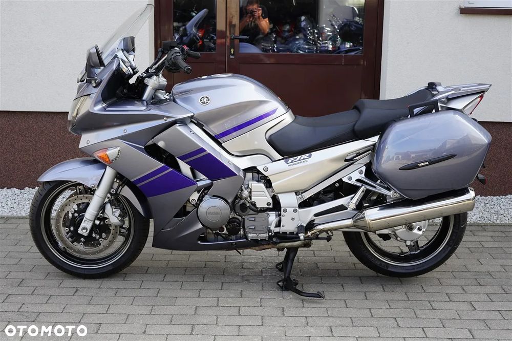 Yamaha FJR - 21