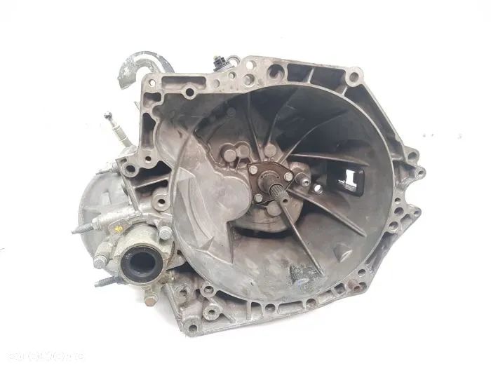 1.6 HDI 20ET23 2015 -2018r Berlingo Partner skrzynia biegów 5 biegowa - 1