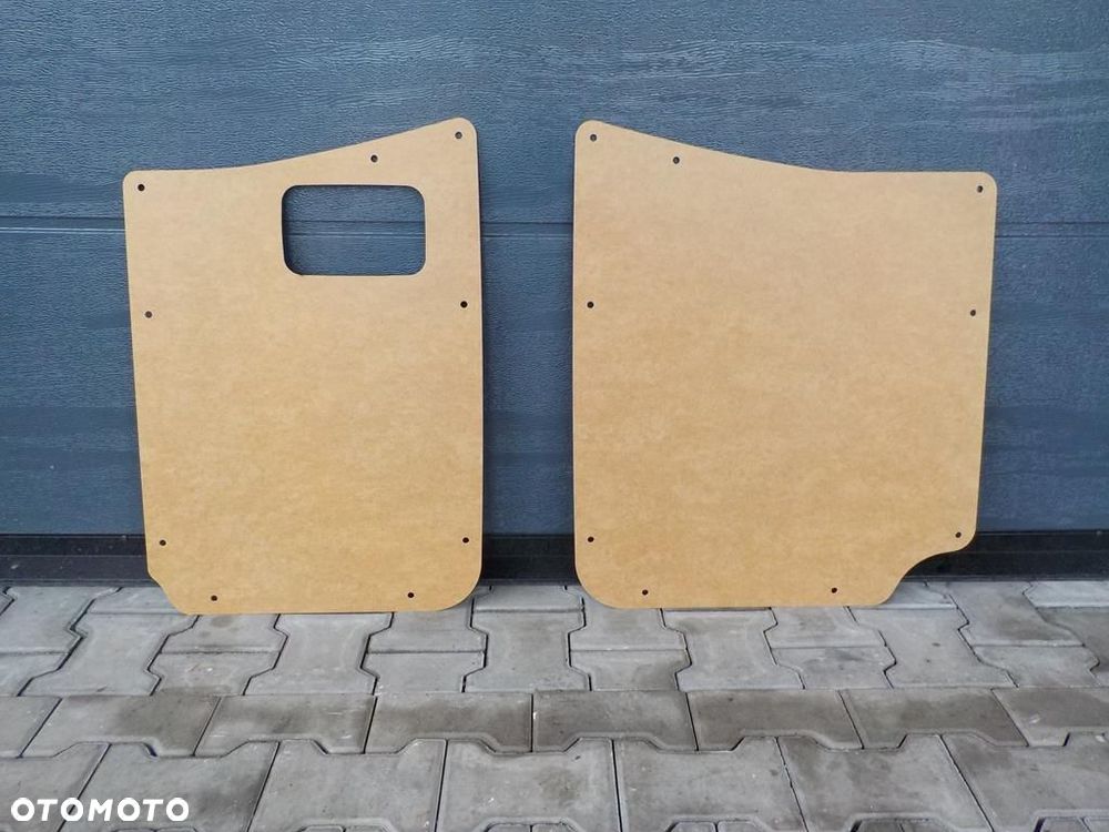 CRAFTER TAPICERKA PILŚNIA DYKTA DRZWI TYLNYCH LP - 4