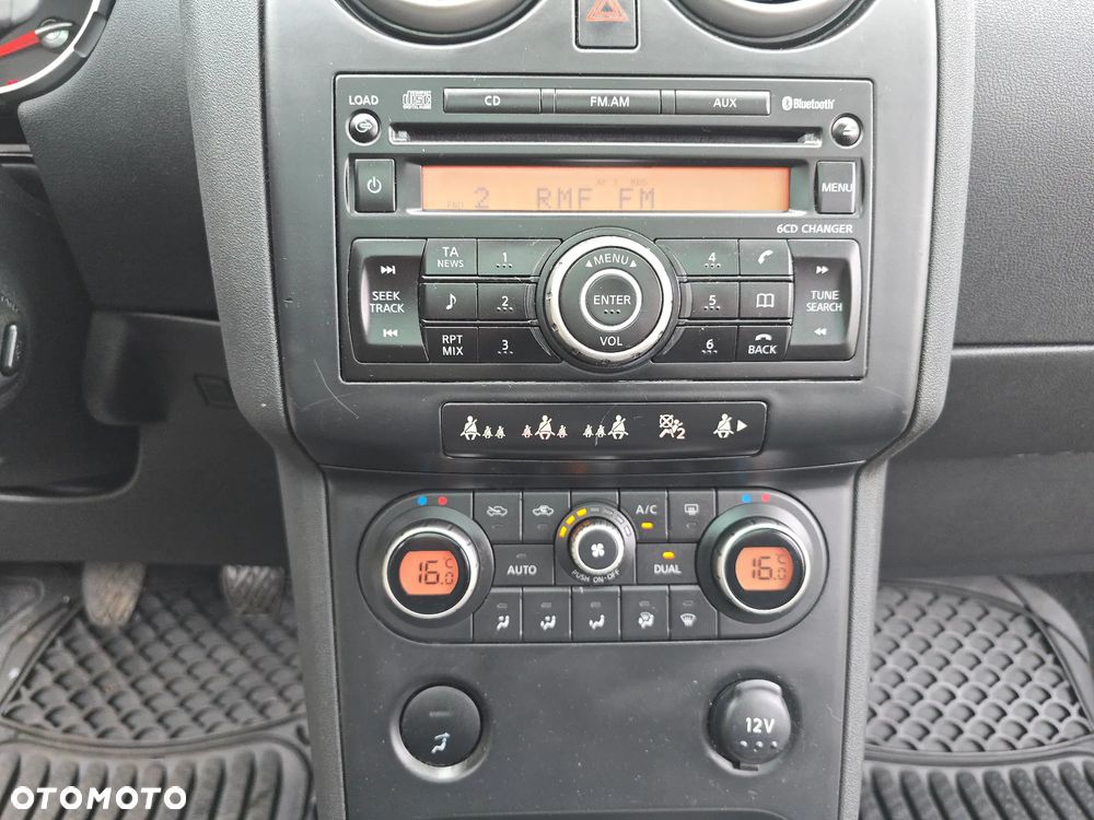 Nissan Qashqai+2 2.0 Tekna Premium - 35