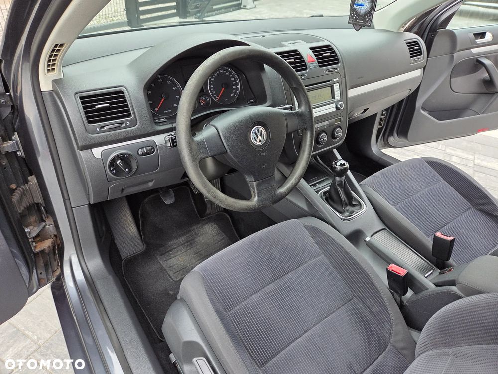 Volkswagen Jetta 2.0 FSI Comfortline - 30