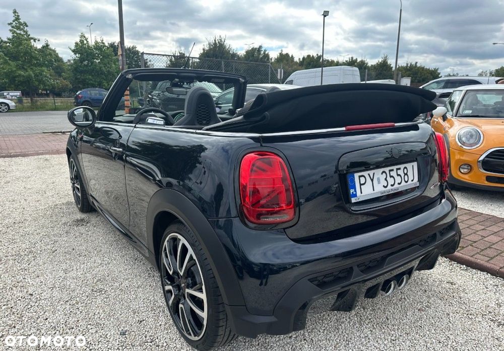 MINI John Cooper Works - 11