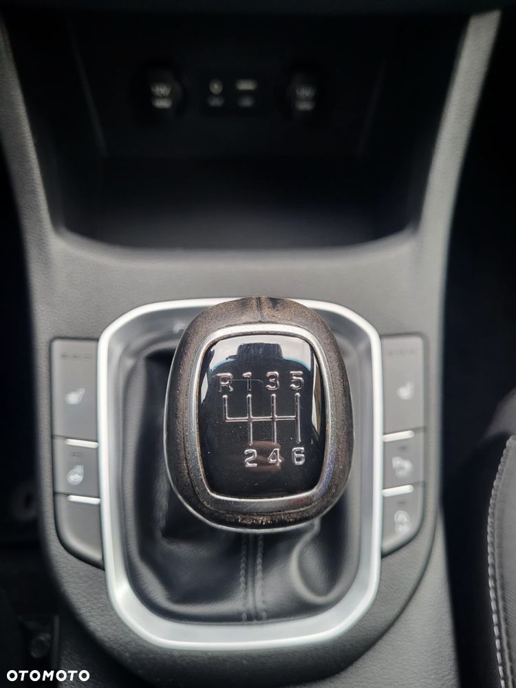 Hyundai i30 blue Kombi 1.6 CRDi YES Gold - 14