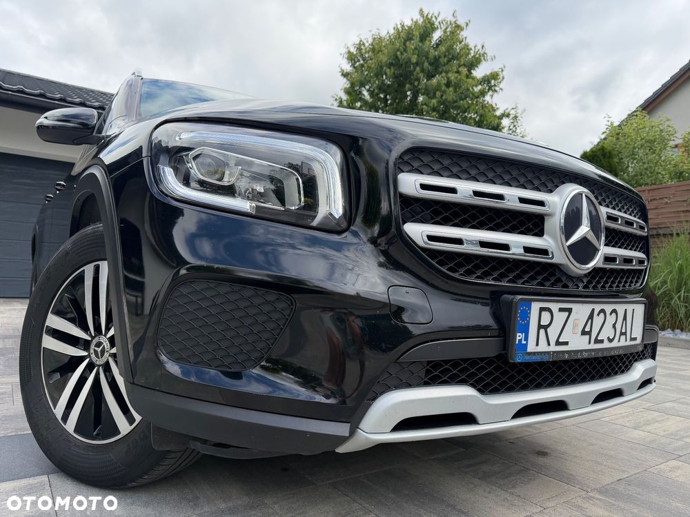 Mercedes-Benz GLB 200 7G-DCT - 2