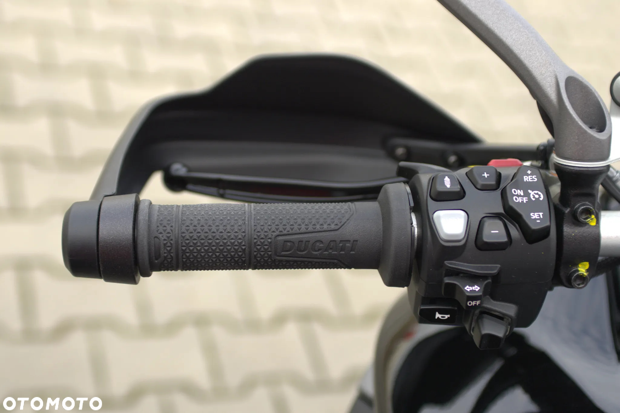 Ducati Multistrada - 7