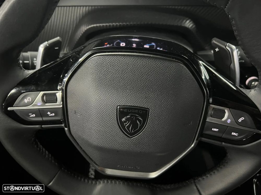 Peugeot 2008 1.2 Hybrid Allure e-DCS6 - 22