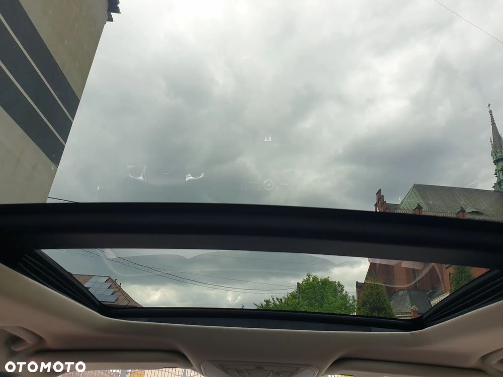 Ford Kuga 2.0 TDCi 4x4 Titanium - 32