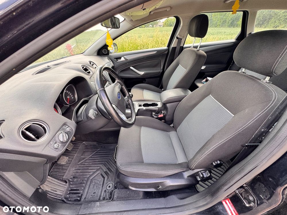 Ford Mondeo SW 1.6 TDCi Ambiente - 16