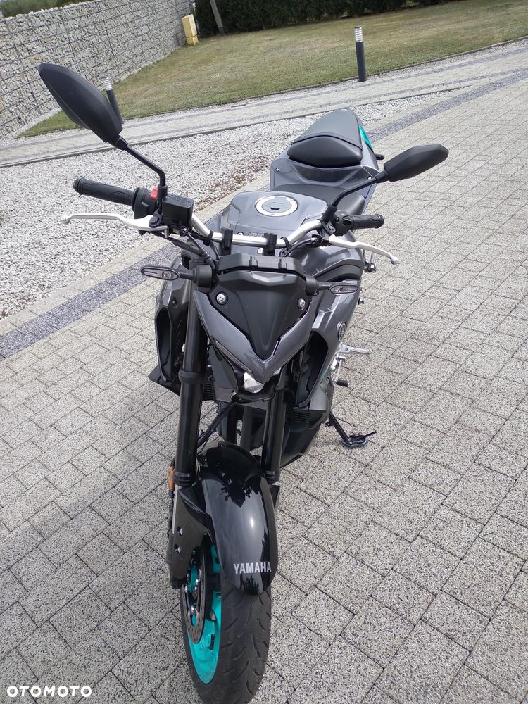Yamaha MT - 16
