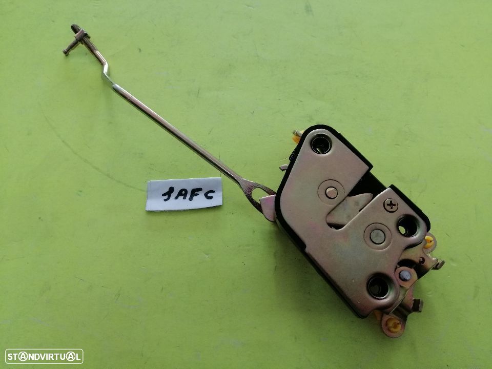 Fechadura da porta Bedford Isuzu Kbd 25 26 27 - 1