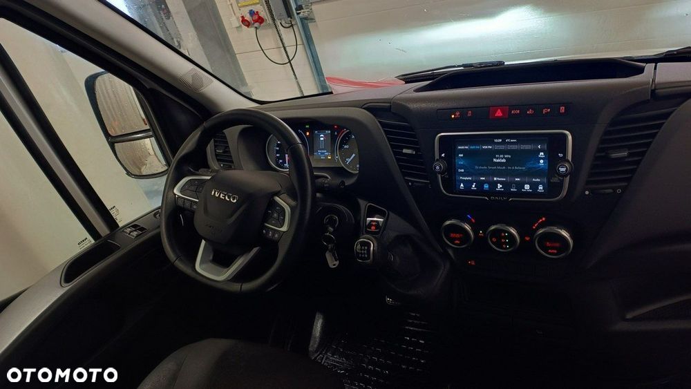 Iveco Daily 35S18 H - 10