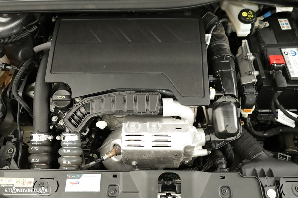 Peugeot 2008 1.2 PureTech Allure - 24